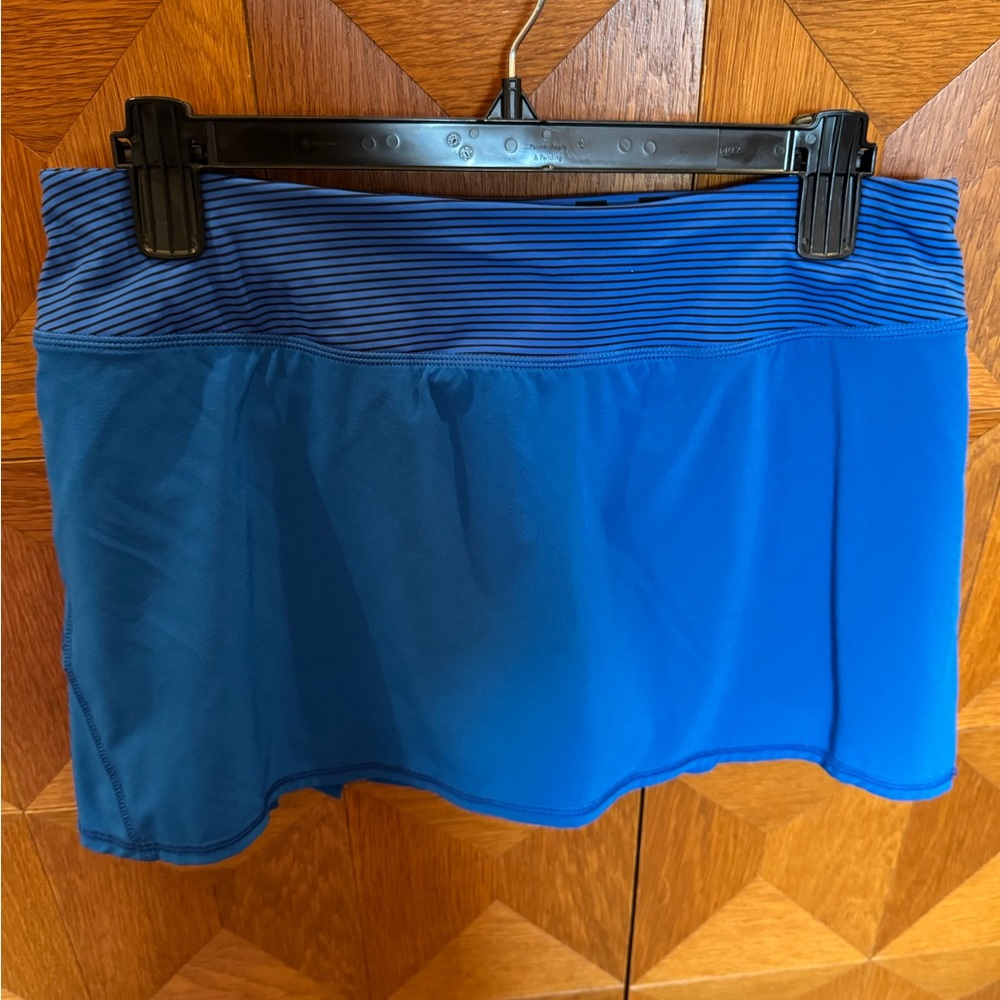 Lululemon Athletica Striped Blue Activewear